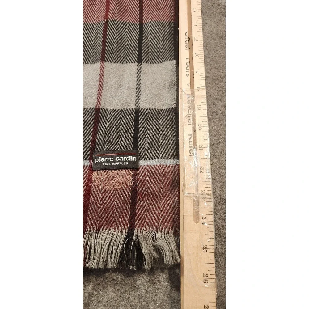 VINTAGE Pierre Cardin Scarf Mens One‎ Size Gray Plaid Fine Muffler Fringe Winter